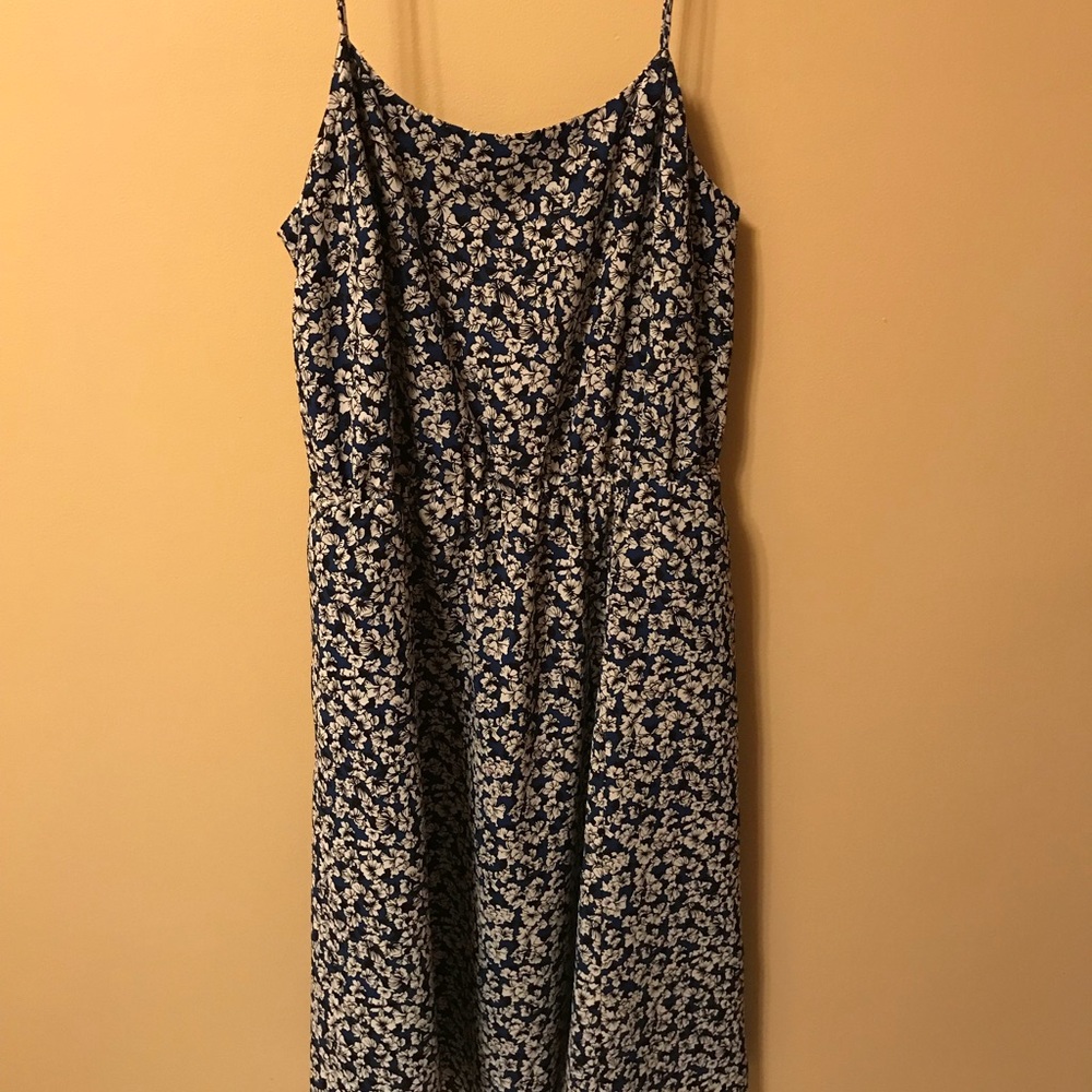 Flowy summer dress